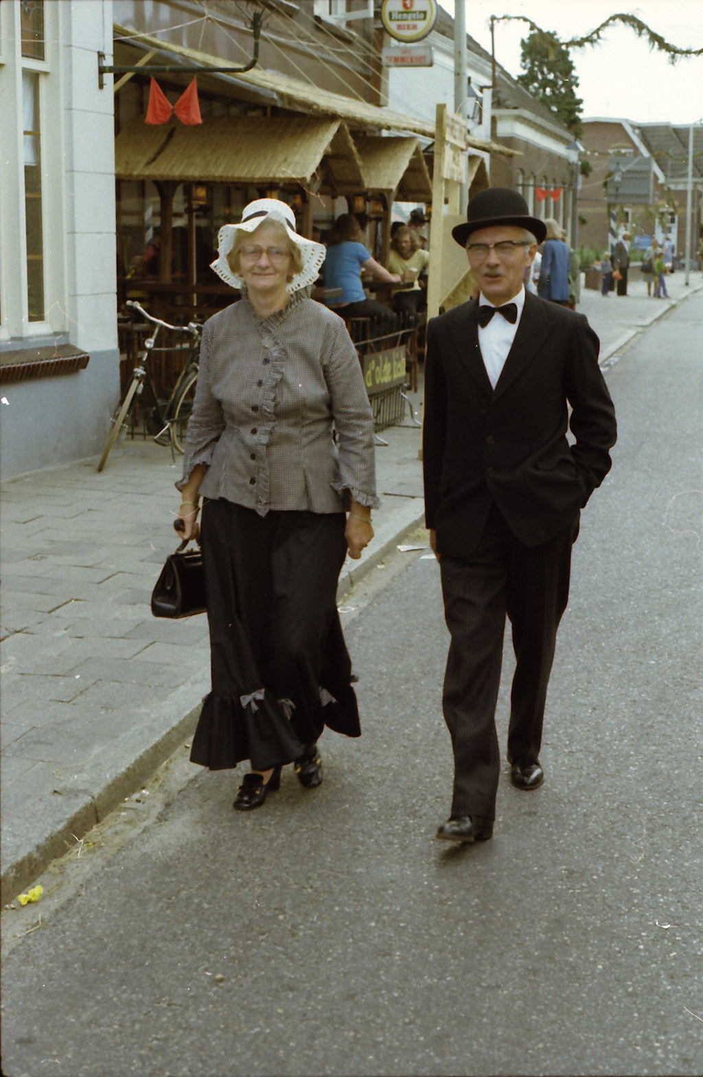 1975 • Schoolfeest divers jubileumjaar