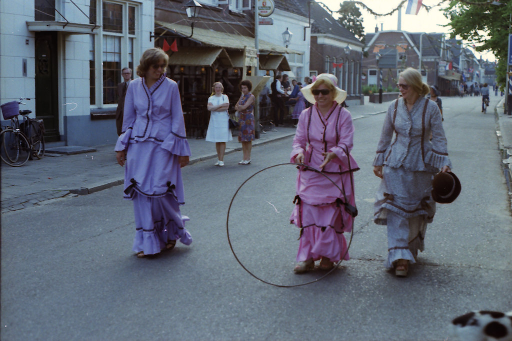 1975 • Schoolfeest divers jubileumjaar