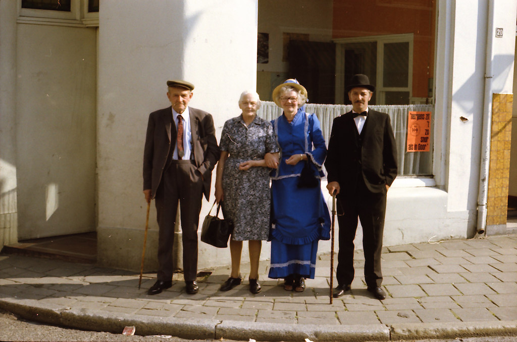 1975 • Schoolfeest divers jubileumjaar