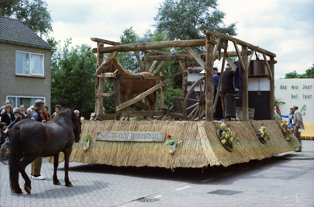 1975 • Schoolfeest divers jubileumjaar