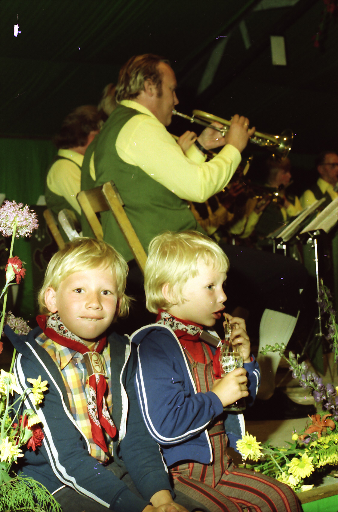 1975 • Schoolfeest divers jubileumjaar