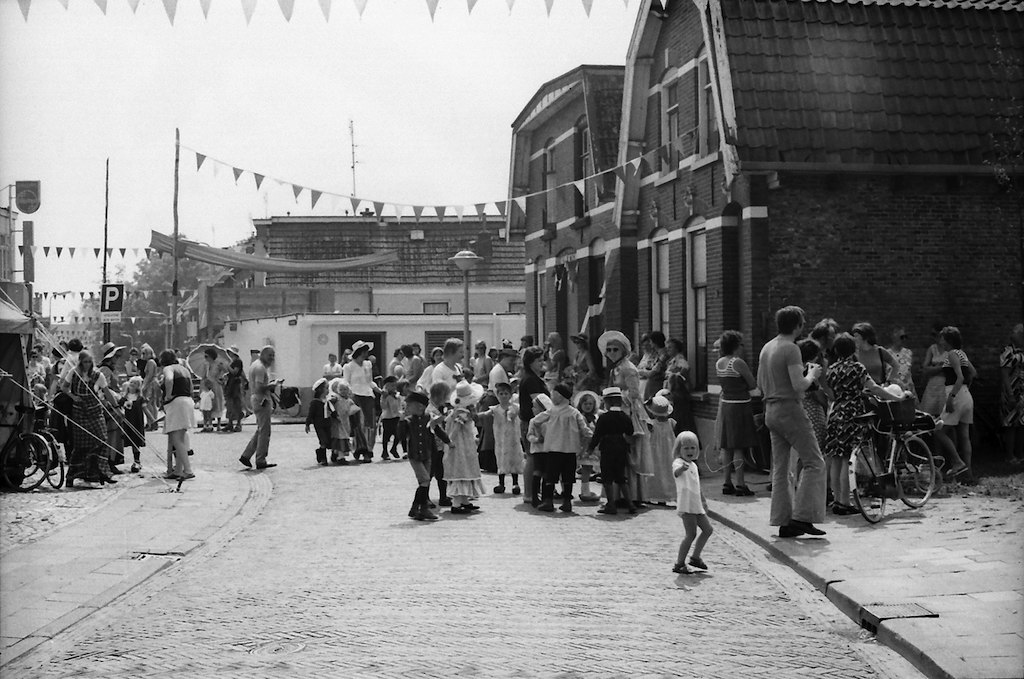 1975 • Schoolfeest divers jubileumjaar