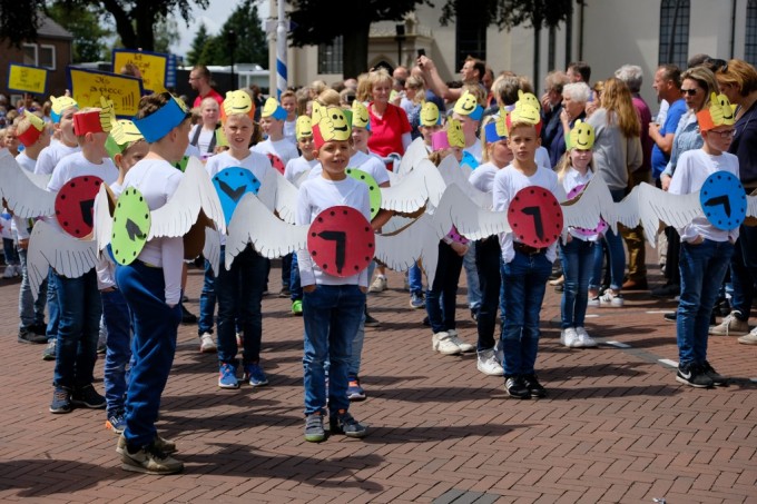 De Kinderoptocht gaat door