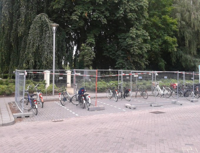 Fietsenstalling tijdens Schoolfeest